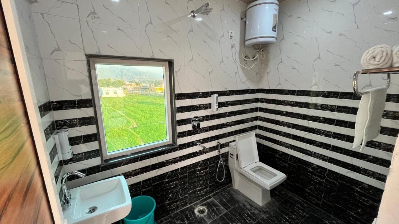 Green Dandi Homestay Risikés Kültér fotó
